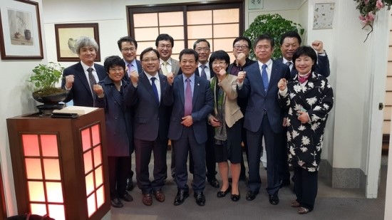 윤장현 시장과 호남권 보건의약단체 간담회 첨부파일 : 1428591600_498_3.jpg