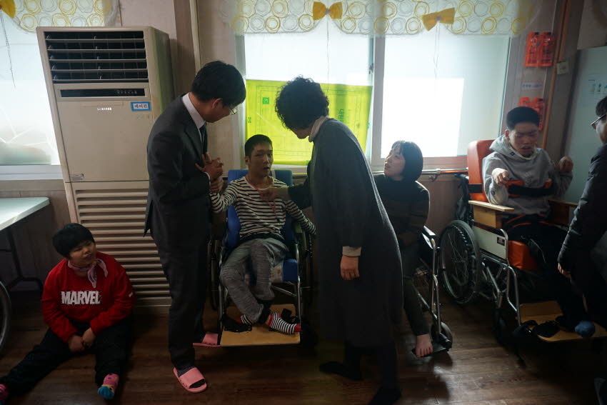 희망의 집 따뜻한 사랑나눔 실천 첨부파일 : 1513782000_588_3.jpg