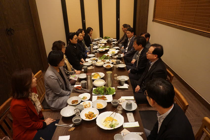대한치과위생사협회 광주전남회와 간담회 개최 첨부파일 : 1523372400_605.jpg
