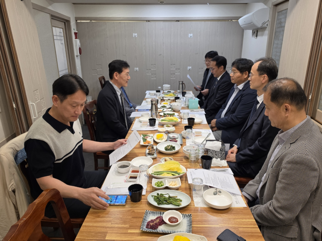 양 치과대학(원) 및 치과병원장과 간담회 개최 첨부파일 : 1778652419.jpg