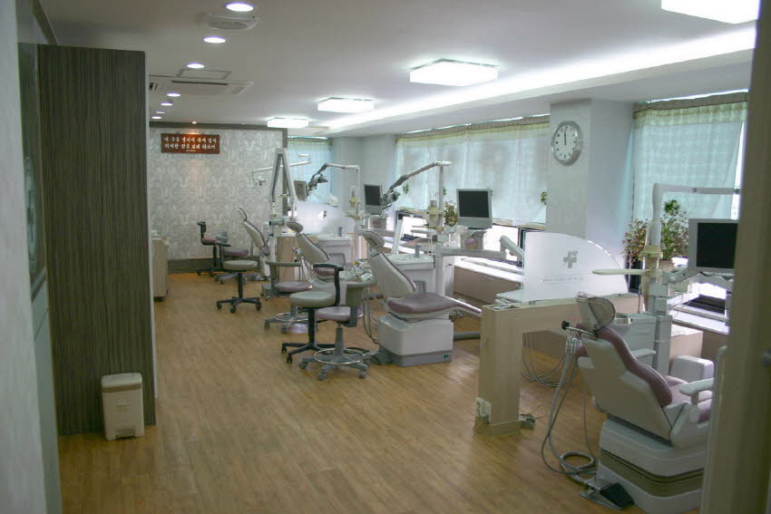 치위생사 2005,2006년 졸업하신 분 구함 첨부파일 : 1139200521.jpg